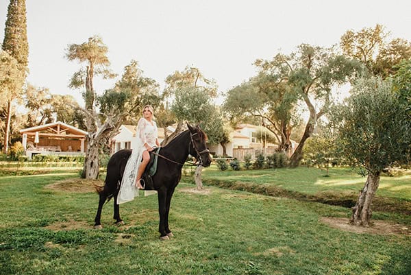 romantic-chic-styled-shoot-natura-estate-corfu-villas_03x