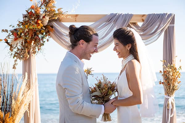romantic-fall-wedding-thassos-dried-flowers_12
