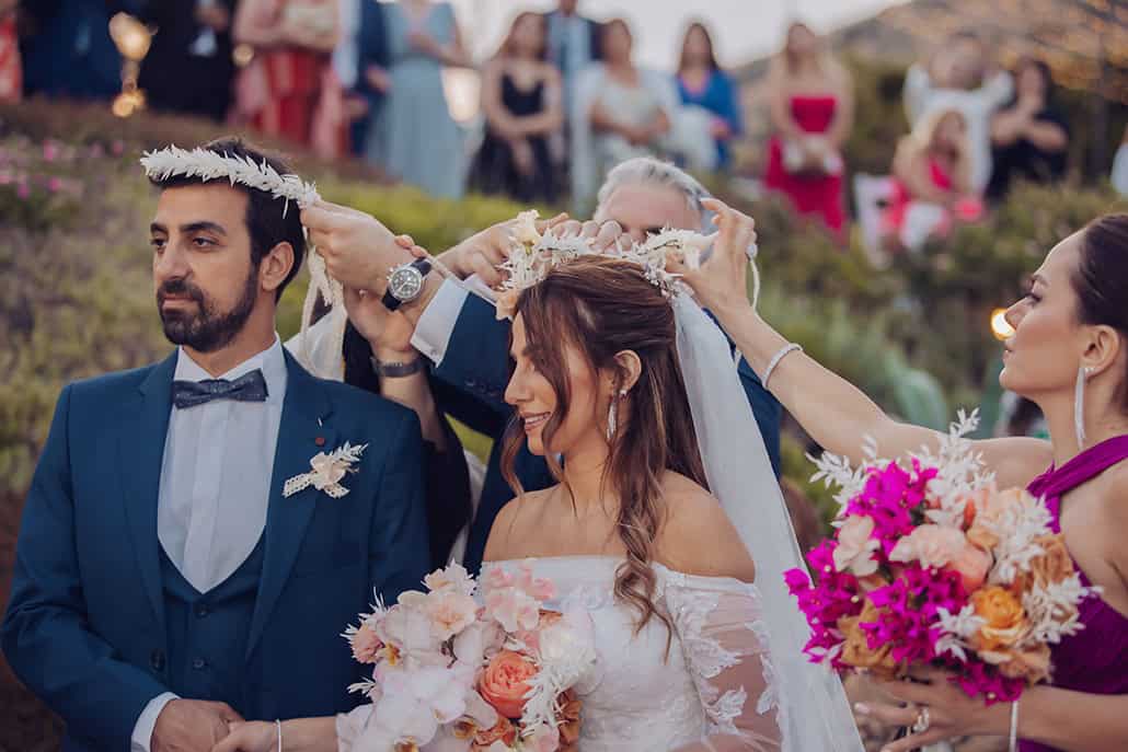 Ρομαντικός ανοιξιάτικος γάμος στην Αθήνα σε peach αποχρώσεις | Mayssa & Thierry