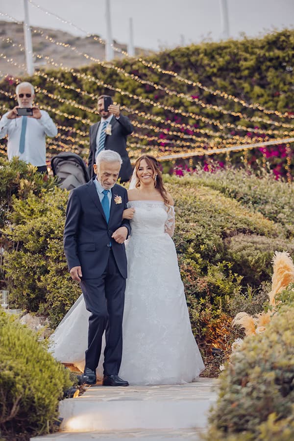 romantic-spring-wedding-athens-peach-hues_01x