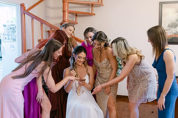 romantic-spring-wedding-athens-white-light-blue-hydrangeas_09