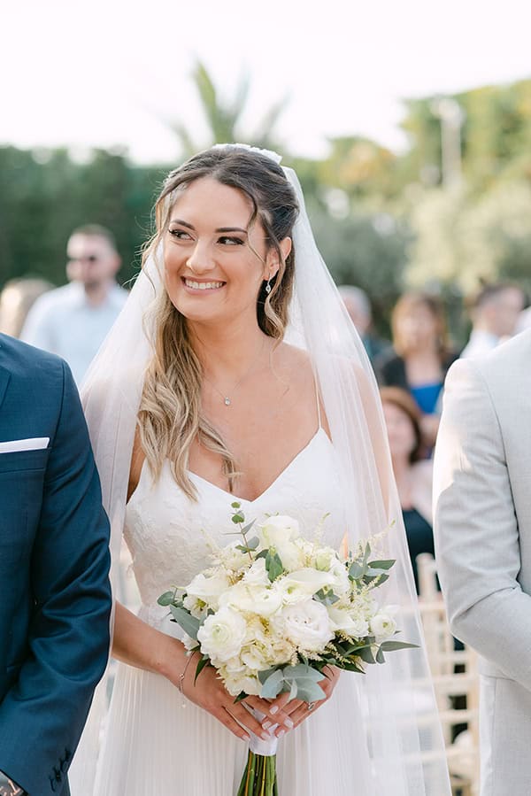 romantic-spring-wedding-athens-white-light-blue-hydrangeas_32