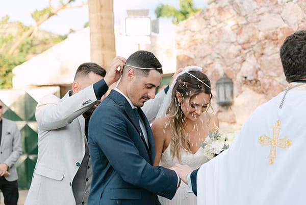romantic-spring-wedding-athens-white-light-blue-hydrangeas_43