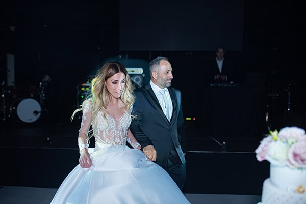 romantic-spring-wedding-limassol-white-peach-roses_39x