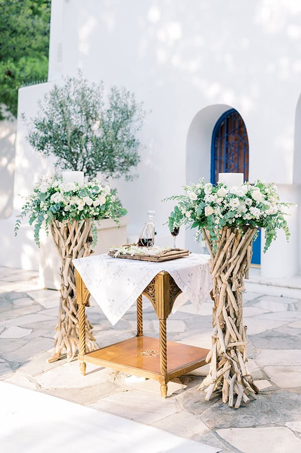 romantic-summer-wedding-athens-total-white-roses_26