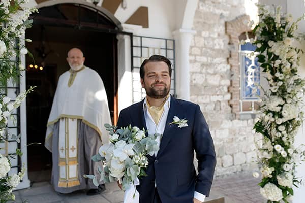 romantic-summer-wedding-chalkidiki-white-flowers_06