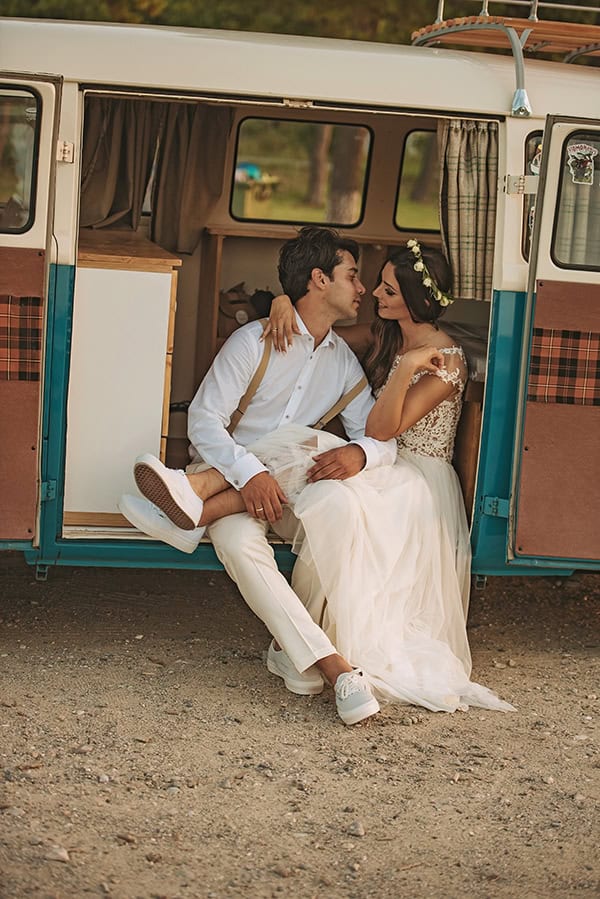 romantic-summer-wedding-evia-beach-view_03