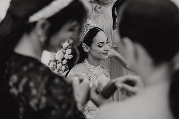 romantic-summer-wedding-nicosia-white-flowers_06