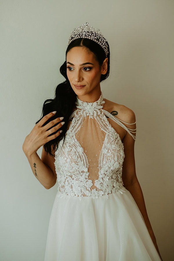 romantic-summer-wedding-nicosia-white-flowers_07