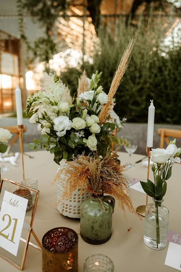 romantic-summer-wedding-nicosia-white-flowers_12z