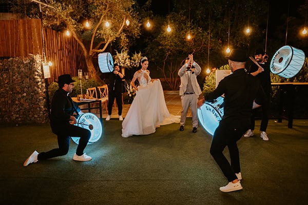 romantic-summer-wedding-nicosia-white-flowers_16