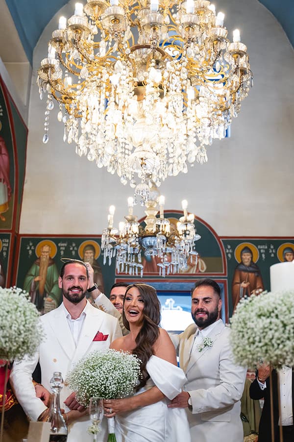 romantic-summer-wedding-skyros-baby-breath_11