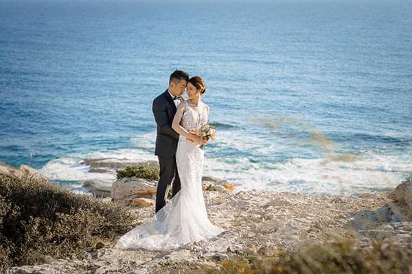 spring-wedding-paphos-white-peach-hues_01x