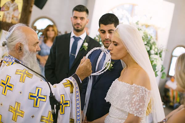 stunning-summer-wedding-galu-seaside-larnaca-romantic-fairyights_61