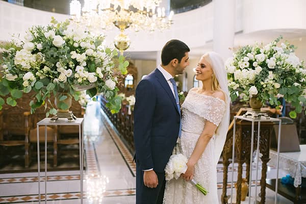 stunning-summer-wedding-galu-seaside-larnaca-romantic-fairyights_64