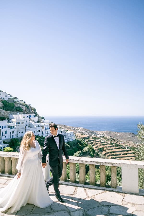 summer-wedding-athens-romantic-details-soft-white-peach-hues_33x