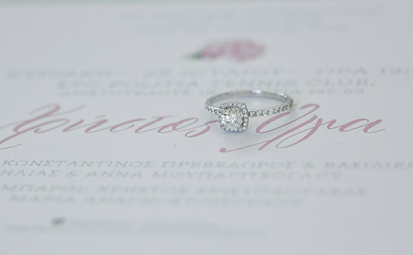 summer-wedding-athens-roses-pale-tones_07