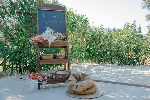 summer-wedding-baptism-athens-romantic-details_16