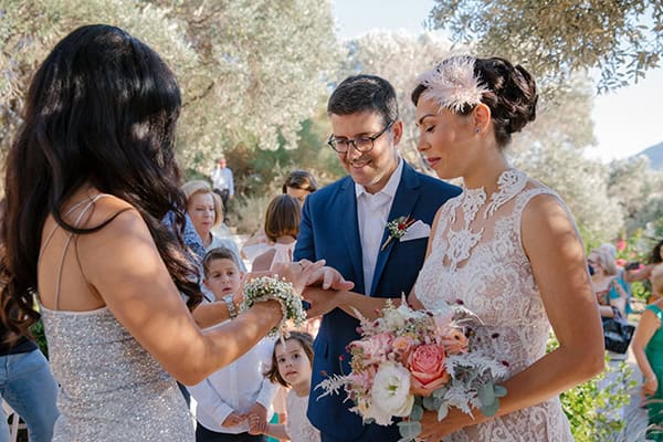 summer-wedding-baptism-athens-romantic-details_24