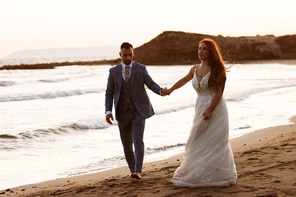 summer-wedding-limassol-pampas-grass-floral-arrangements_08