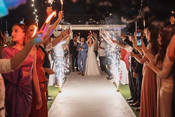 summer-wedding-limassol-pampas-grass-floral-arrangements_34