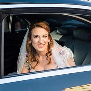 Υπέροχος φθινοπωρινός γάμος στην Αθήνα με χρυσάνθεμα κι άλλα πολύχρωμα λουλούδια │ Ματίνα & Θάνος