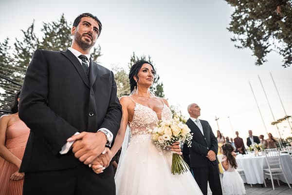 beautiful-summer-wedding-rhodes-romantic-details_08x