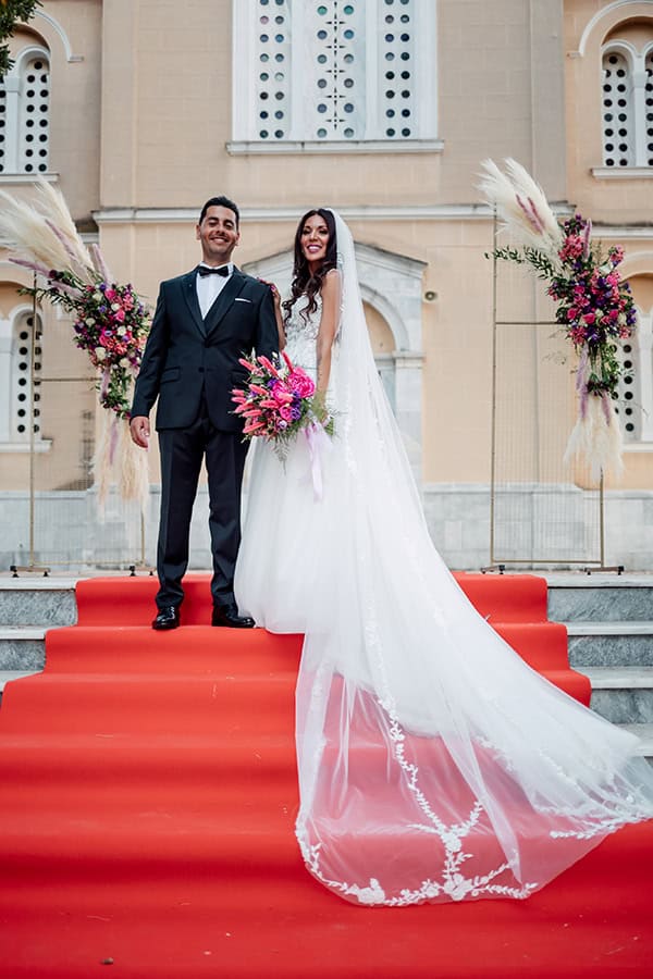 beautiful-summer-wedding-sparta-fuchsia-flowers_12