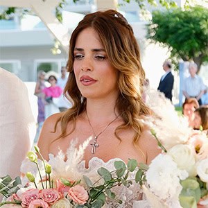 Boho-romantic καλοκαιρινός γάμος στον Πρωταρά με όμορφα λουλούδια | Chrysti & Maurizio