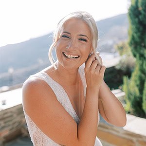 Citrus inspired γάμος στην Τήνο με πρασινάδες και κίτρινες κάλλες │ Ειρήνη & Γιάννης