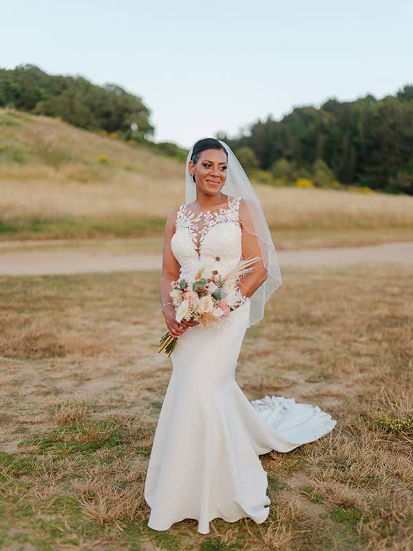 destination-summer-wedding-preveza-pastel-hues_01x