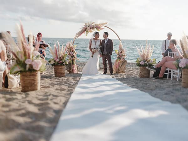 destination-summer-wedding-preveza-pastel-hues_11