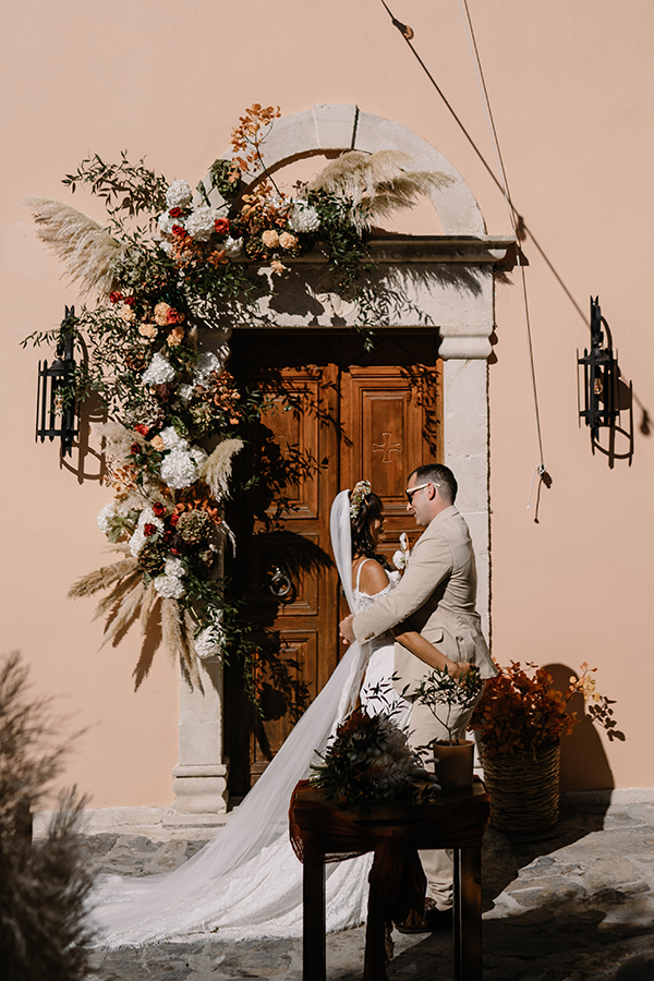 destination-wedding-crete-lovely-pampas-grass-rustic-details_20