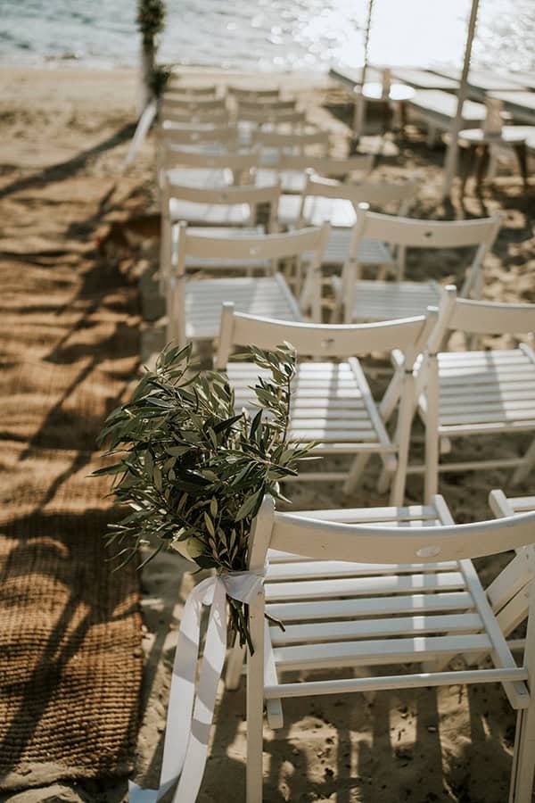 destination-wedding-naxos-white-peach-roses_14