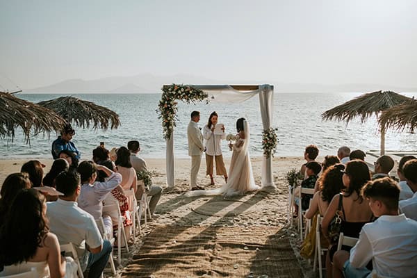 destination-wedding-naxos-white-peach-roses_20