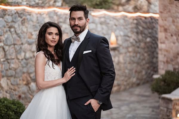 Ενας υπέροχος καλοκαιρινός γάμος στην Αθήνα με άσπρα τριαντάφυλλα │ Στέβη & Θάνος Ενας υπέροχος καλοκαιρινός γάμος στην Αθήνα με άσπρα τριαντάφυλλα │ Στέβη & Θάνος