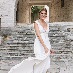 Όμορφος καλοκαιρινός γάμος στο Πήλιο με peach λουλούδια | Καλινίκη & Νίκος