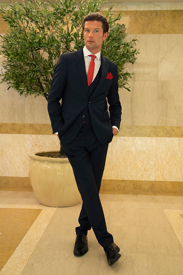 modern-groom-suits-vardas_17