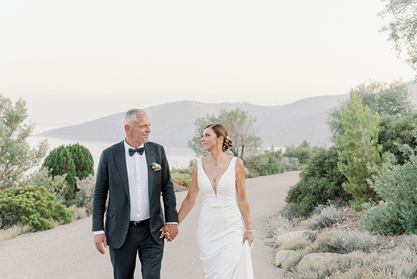 pretty-summer-wedding-antikyra-white-flowers_29