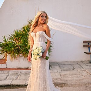 Romantic-chic καλοκαιρινός γάμος στη Θεσσαλονίκη με τριαντάφυλλα | Σταυρούλα & Νίκος