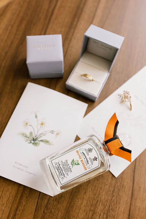 romantic-spring-wedding-columbia-beach-resort_05