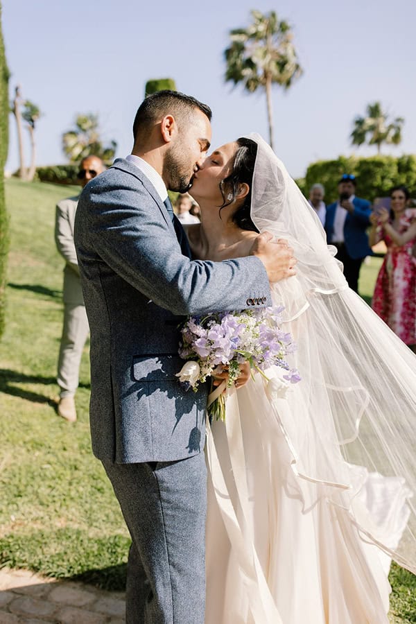 romantic-spring-wedding-columbia-beach-resort_21