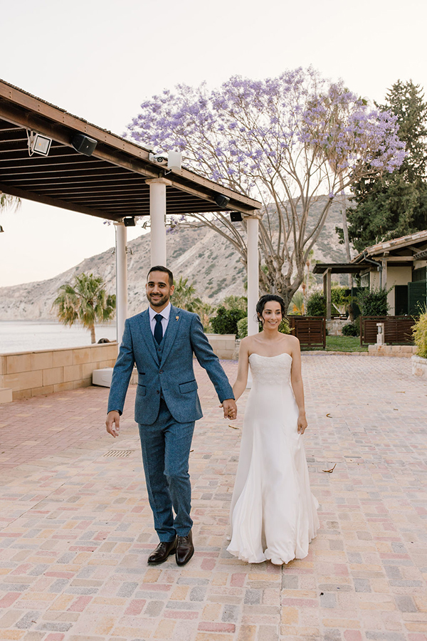 romantic-spring-wedding-columbia-beach-resort_38