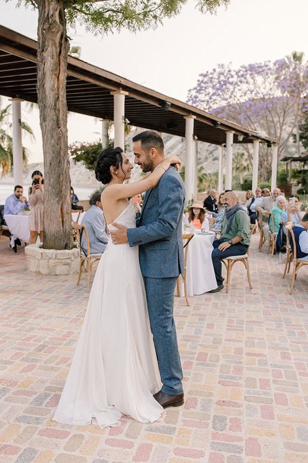 romantic-spring-wedding-columbia-beach-resort_39