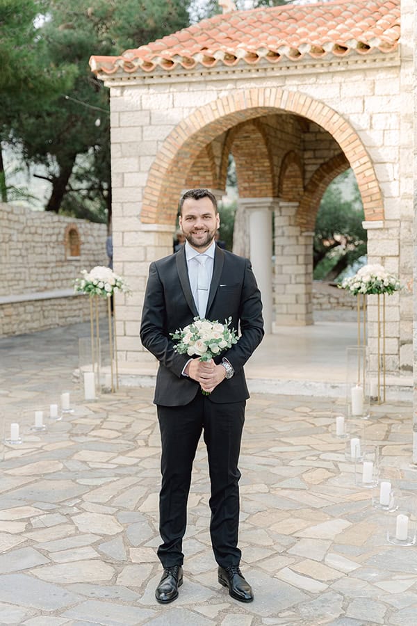 romantic-spring-wedding-island-white-flowers_22