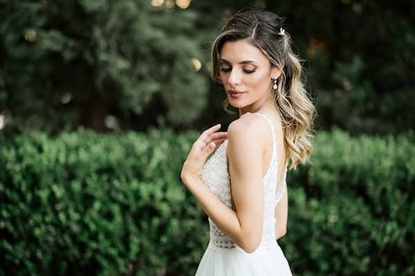 romantic-summer-wedding-larissa-lovely-snapshots_02x
