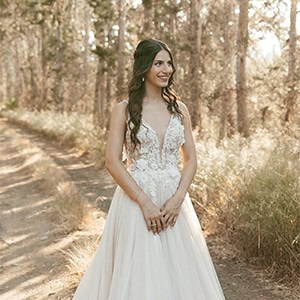 Ρουστίκ ανοιξιάτικος γάμος στην Λάρνακα με πολύχρωμα λουλούδια │ Μικαέλλα & Μιχάλης