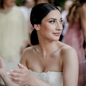 Ανοιξιάτικος γάμος στη Λεμεσό με λουλούδια σε γήινες αποχρώσεις και μποέμ vibes │ Λευκή & Ζαννέτος