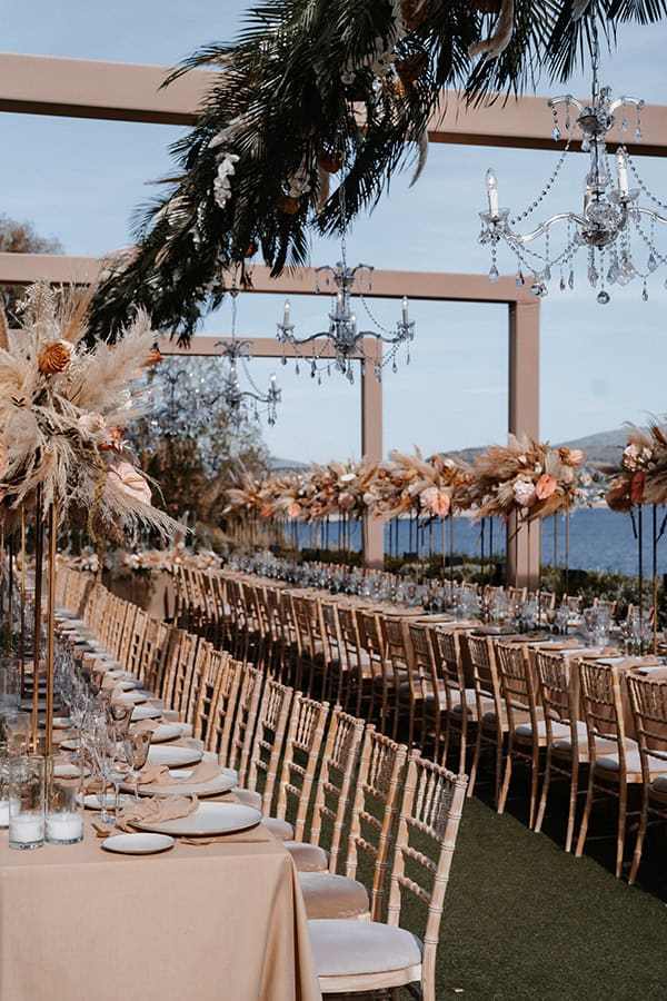 stunning-elegant-wedding-athens-boho-details_17x