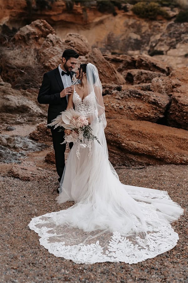 stunning-elegant-wedding-athens-boho-details_38